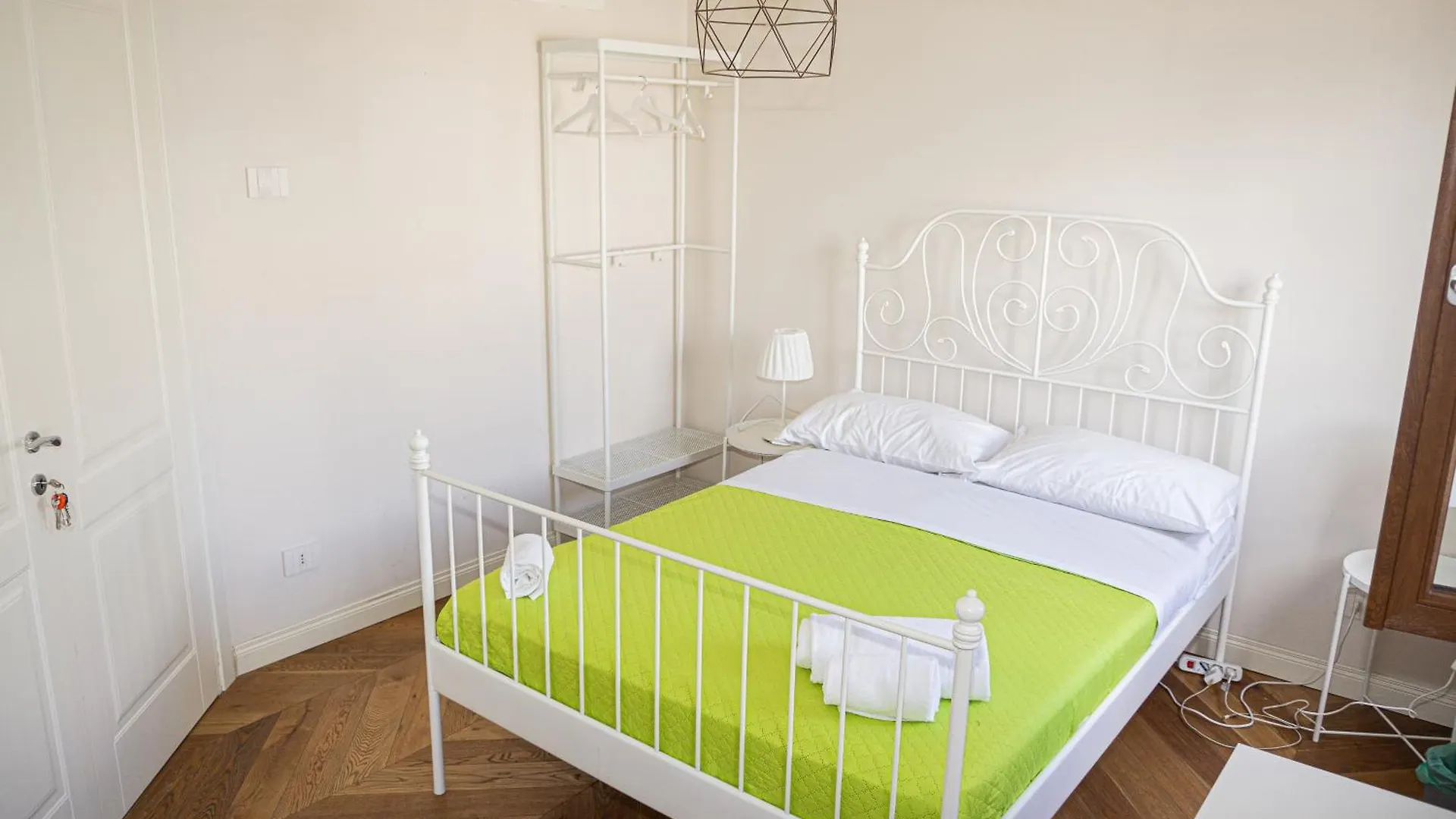 Guest house A.I.R. Terminal Station Hotel Naples