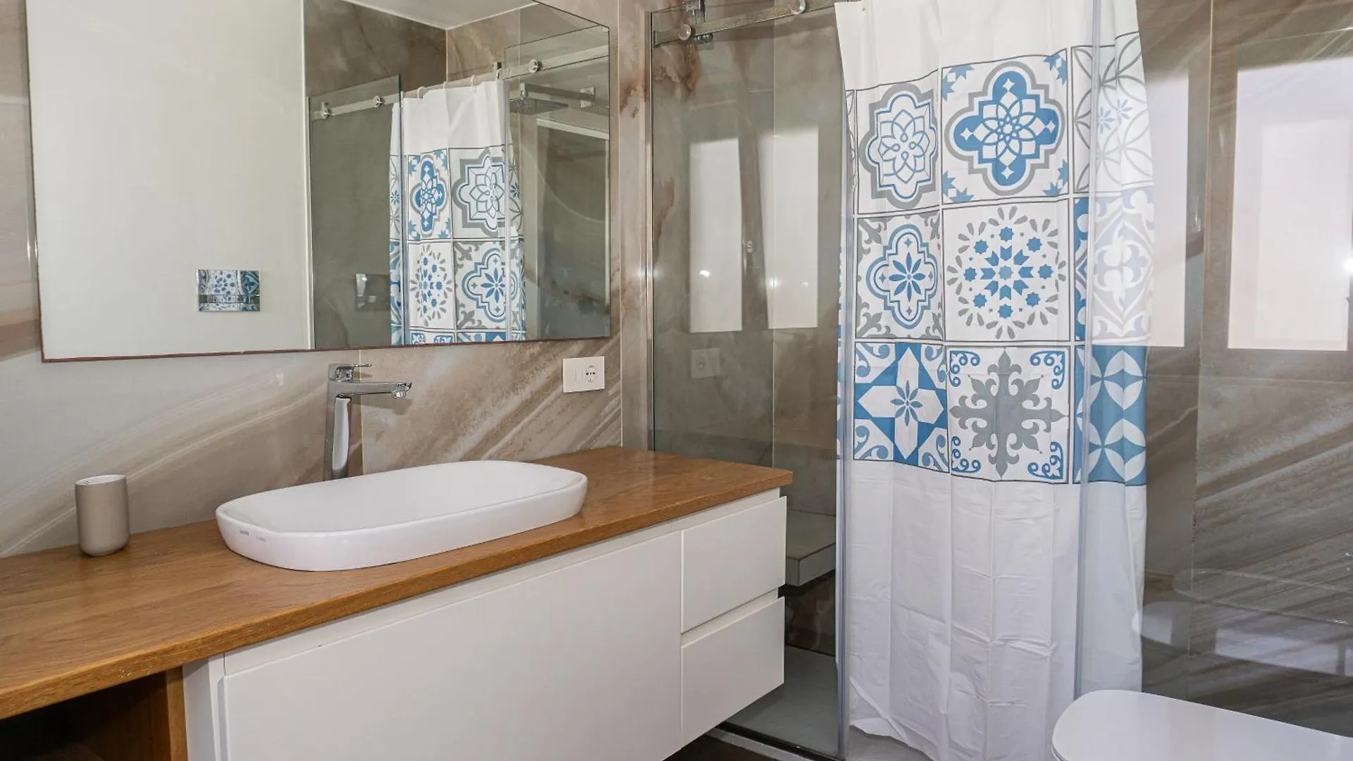 Guest house A.I.R. Terminal Station Hotel Naples Italy