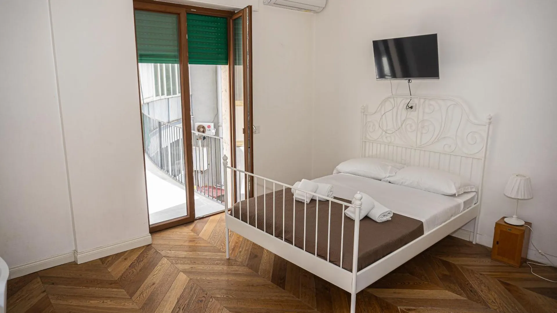 Affittacamere Hotel A.I.R. Terminal Station Napoli Italia